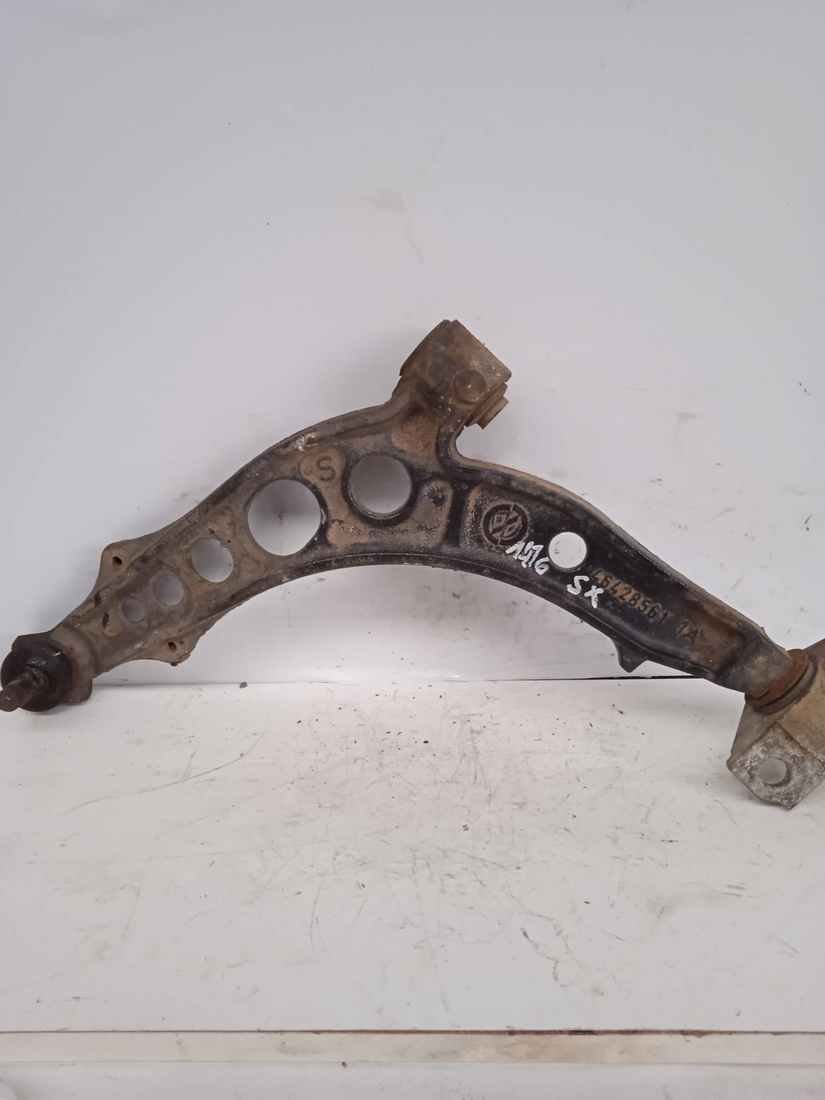 Braccio oscillante sosp. ant. sx.